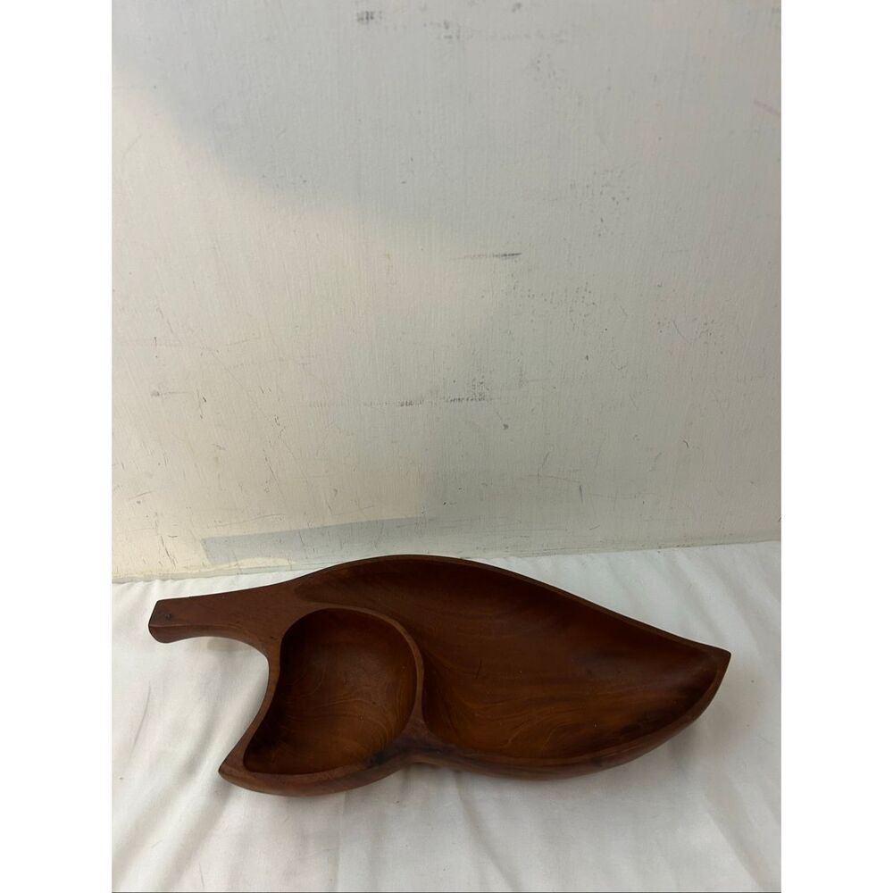 Wooden dipping dish‎ handle defect (small crack) 14"x6"